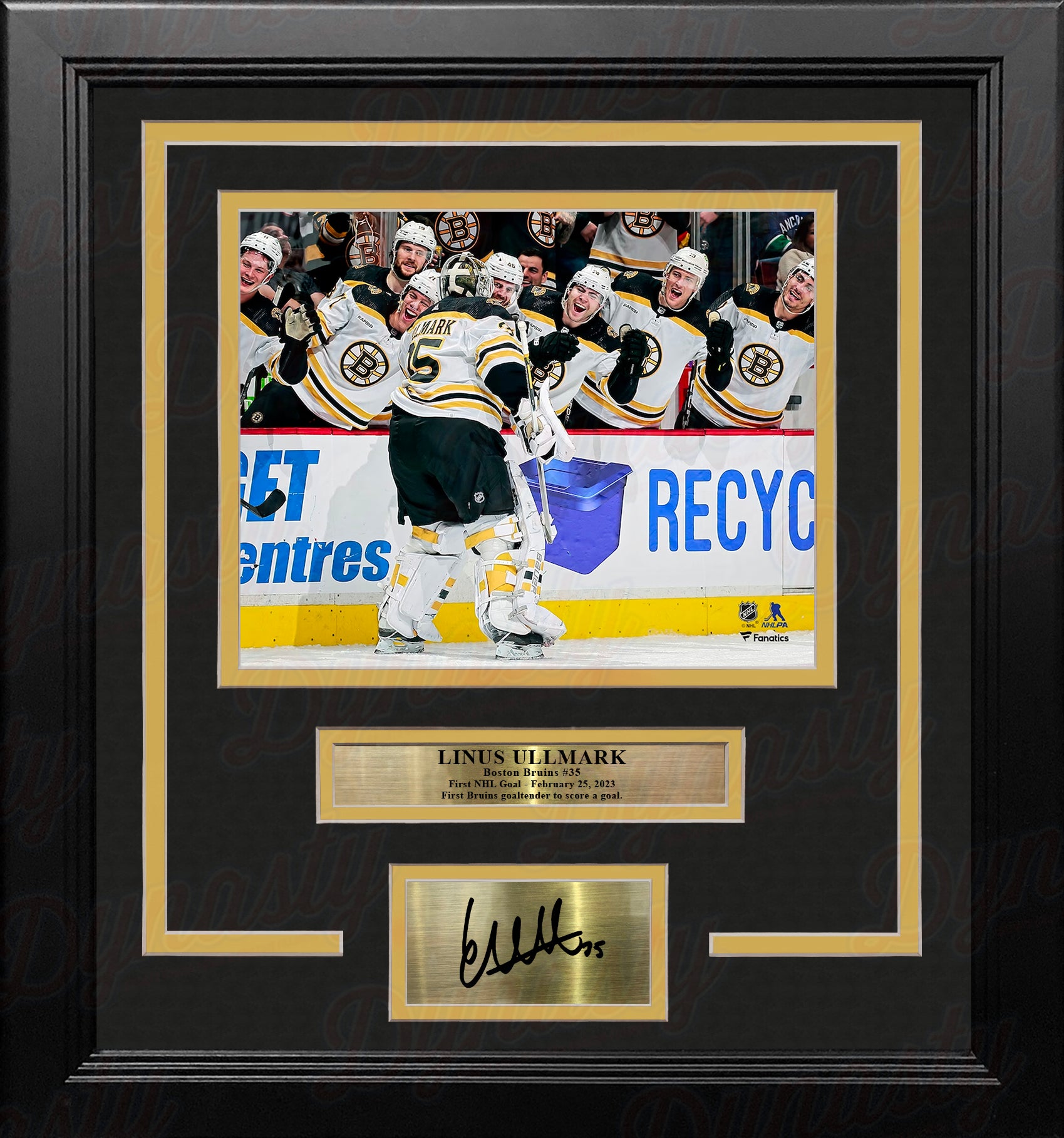 Linus Ullmark 1st NHL Goal Boston Bruins 8" x 10" Framed Hockey Photo with Engraved Autograph - Dynasty Sports & Framing 