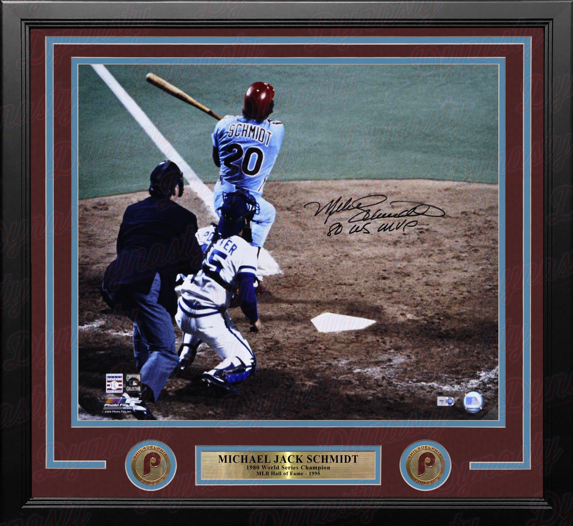 Mike Schmidt Autographed Philadelphia Phillies 16" x 20" Framed 1980 World Series MVP Baseball Photo - Dynasty Sports & Framing 