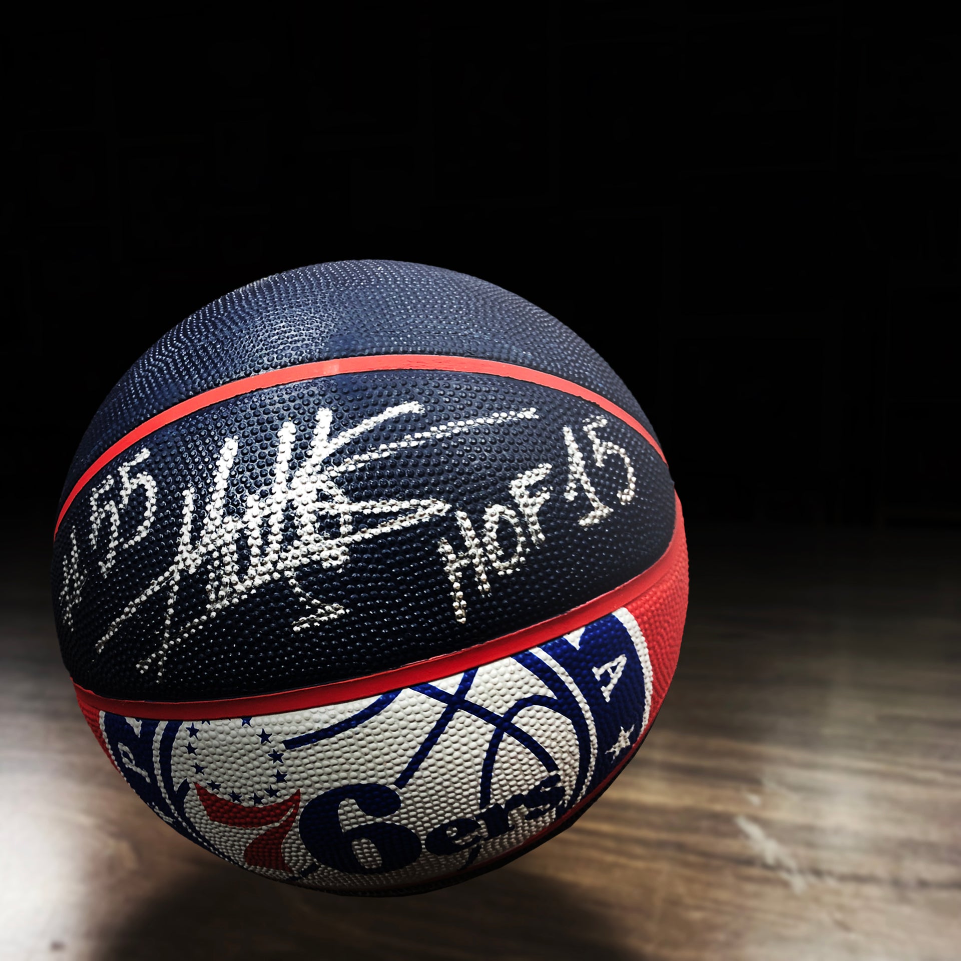 Dikembe Mutombo Autographed Philadelphia 76ers Spalding Basketball with Hall of Fame Inscription - Dynasty Sports & Framing 