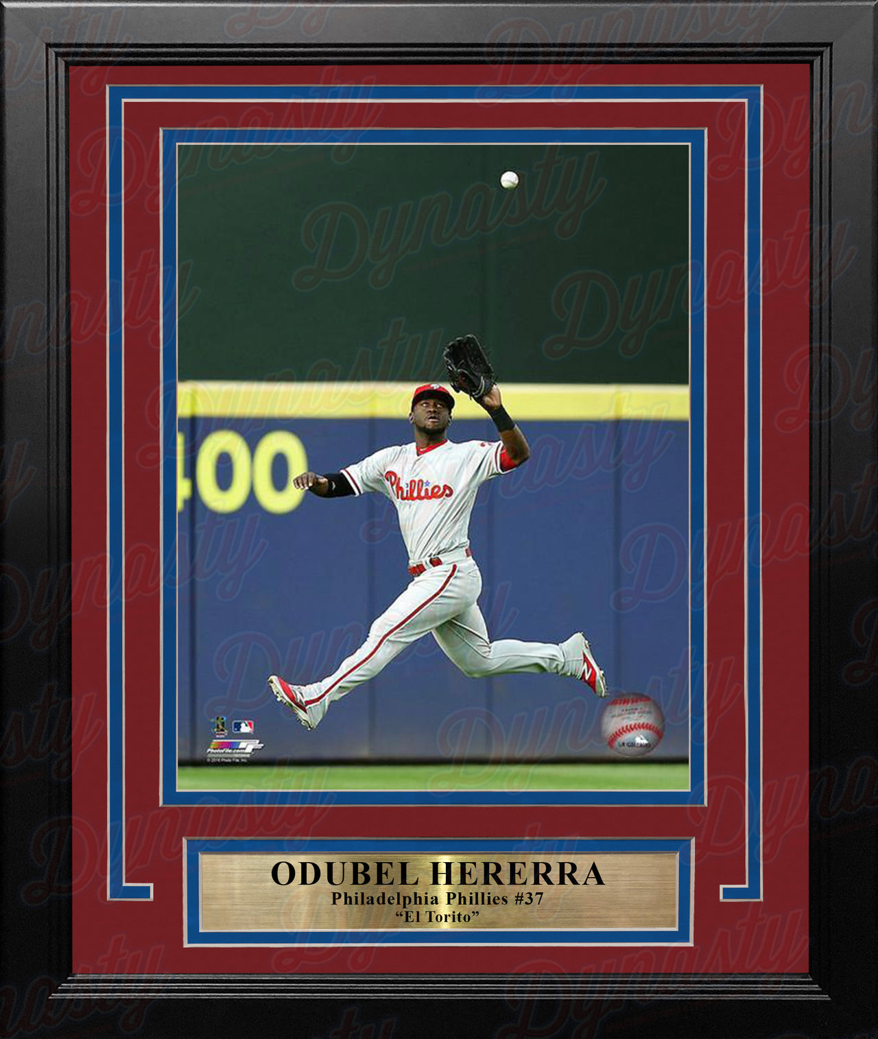 Odubel Herrera Philadelphia Phillies Jump Catch MLB Baseball Framed and Matted Photo - Dynasty Sports & Framing 