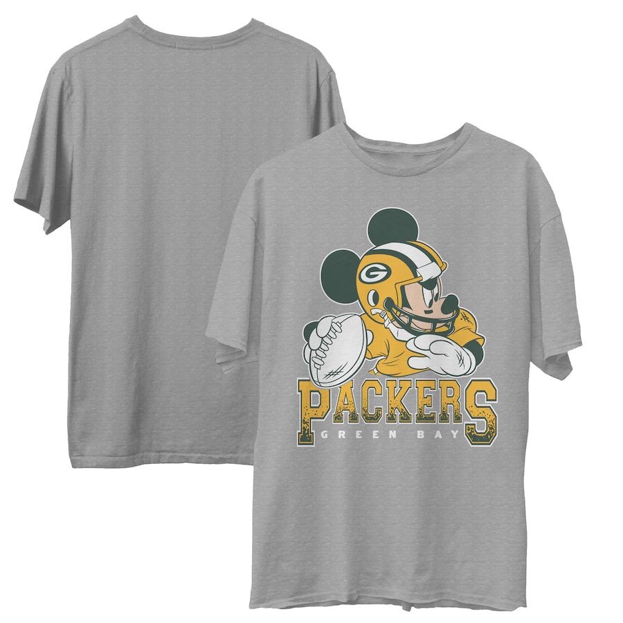 Green Bay Packers Mickey at Quarterback Disney Vintage Football T-Shirt - Dynasty Sports & Framing 