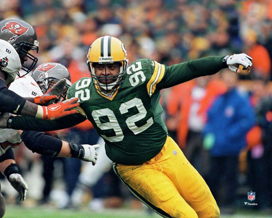 Reggie White in Action Green Bay Packers 8" x 10" Football Photo - Dynasty Sports & Framing 