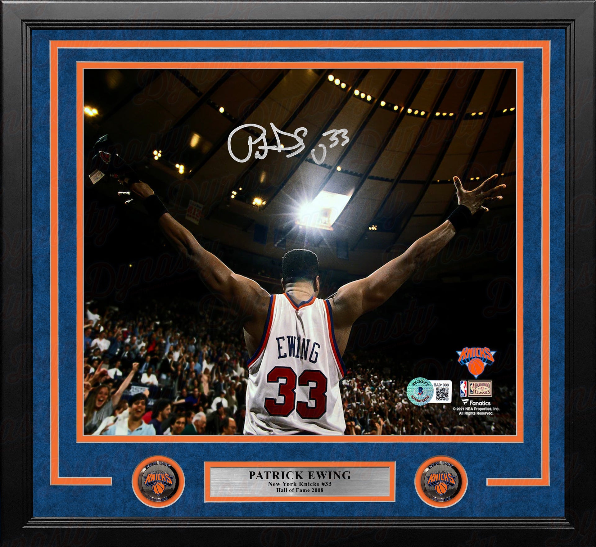 Patrick Ewing Celebration New York Knicks Autographed 11" x 14" Framed Basketball Photo - Dynasty Sports & Framing 