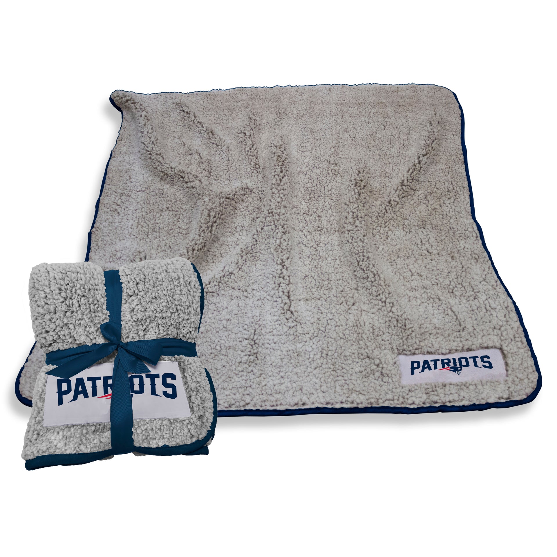 New England Patriots 50" x 60" Frosty Fleece Throw Blanket - Dynasty Sports & Framing 