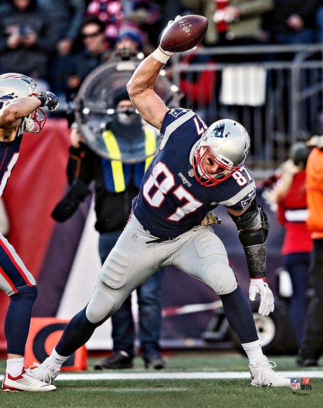 Rob Gronkowski Touchdown Spike New England Patriots 8" x 10" Football Photo - Dynasty Sports & Framing 
