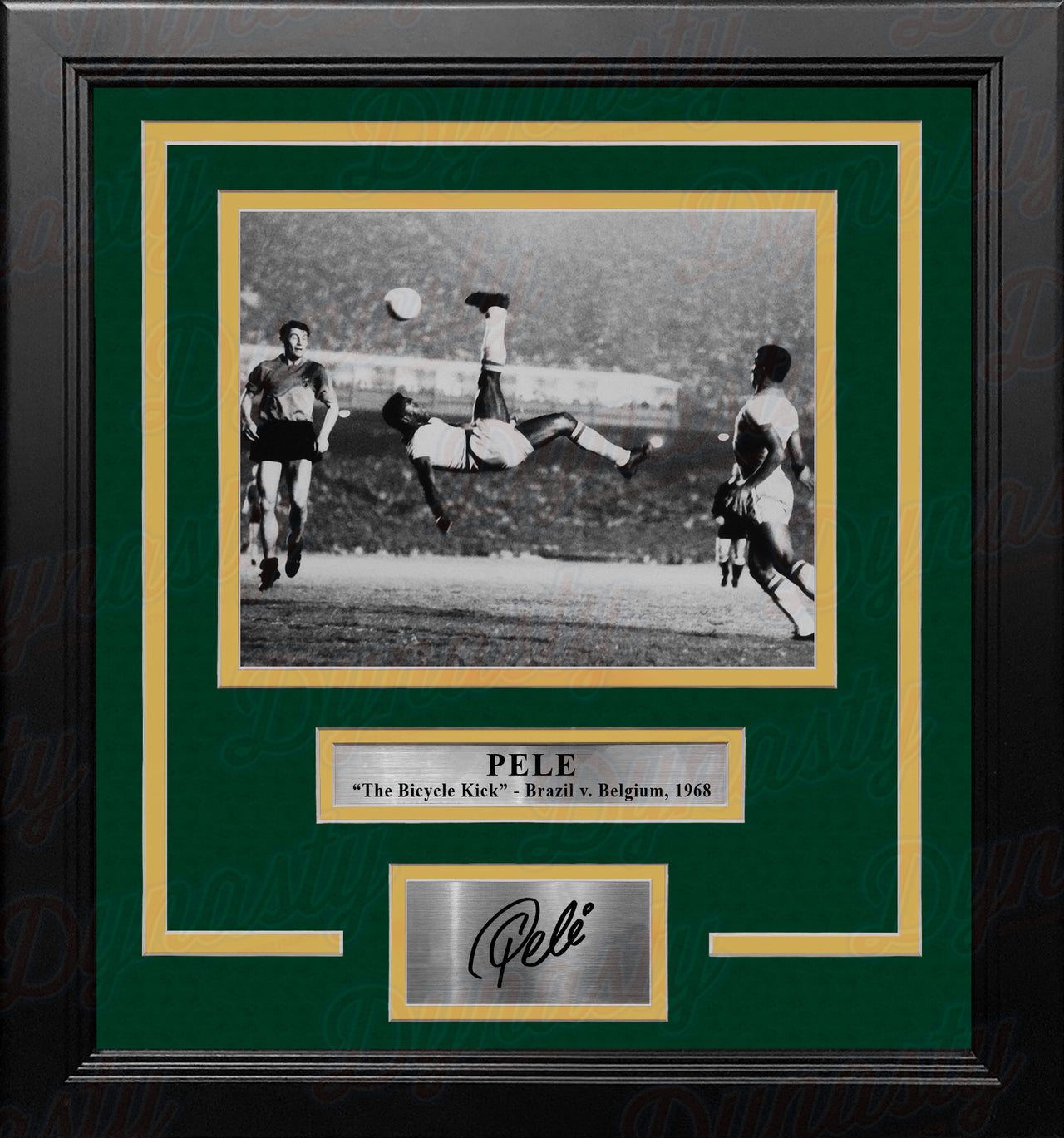 Pele Bicycle Kick Brazil National Team 8x10 Framed Soccer Photo with Engraved Autograph - Dynasty Sports & Framing