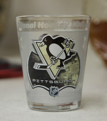 Pittsburgh Penguins Shot Glass - Dynasty Sports & Framing 