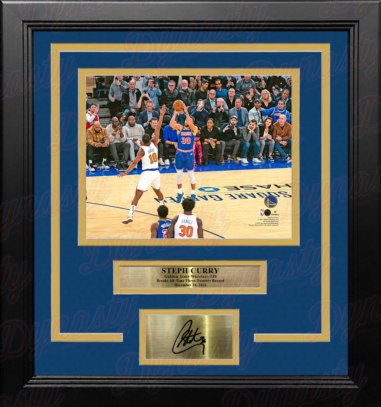 Steph Curry 3-Point Record-Breaking Shot Golden State Warriors 8" x 10" Framed Basketball Photo with Engraved Autograph - Dynasty Sports & Framing 