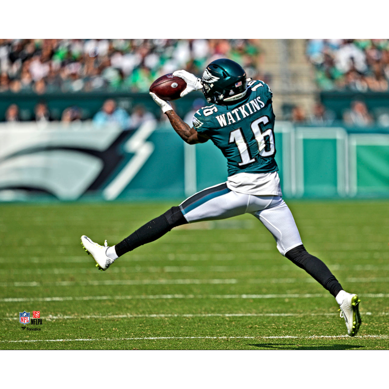 Quez Watkins in Action Philadelphia Eagles 8" x 10" Football Photo - Dynasty Sports & Framing 